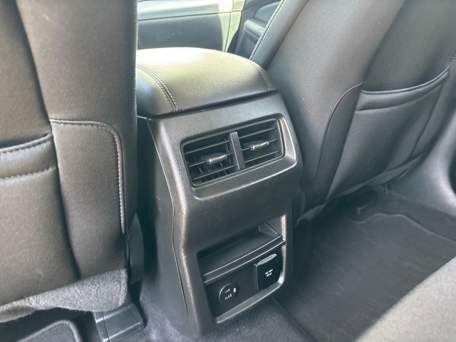 Vehicle image 34 of 34