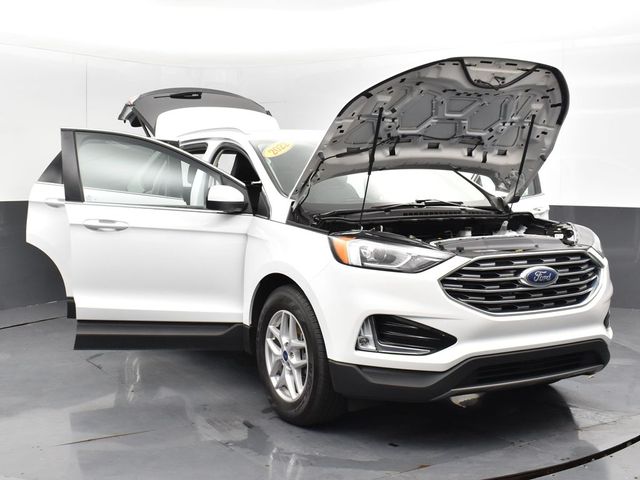 Vehicle image 15 of 61