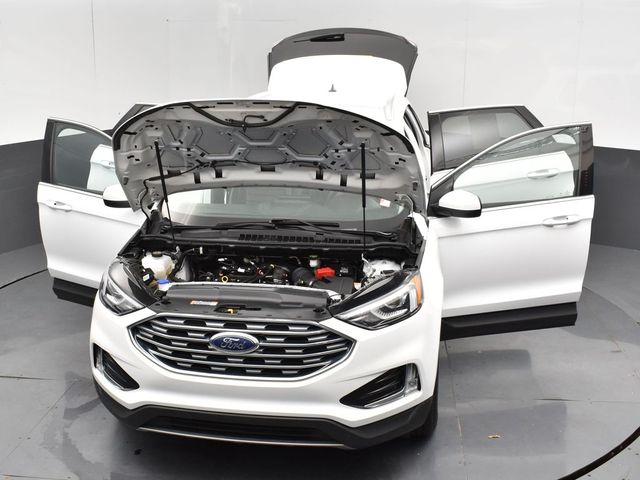 Vehicle image 56 of 61