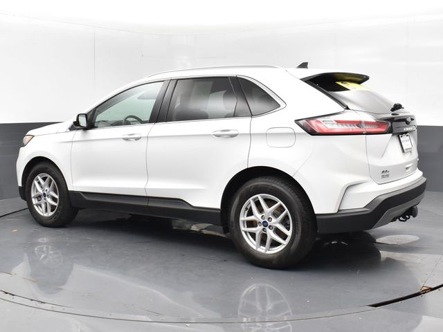 Vehicle image 28 of 61