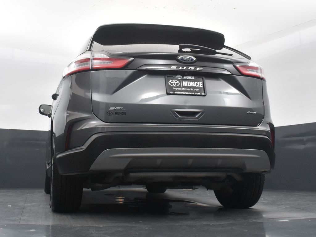 Vehicle image 19 of 56