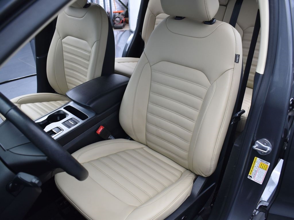Vehicle image 29 of 56