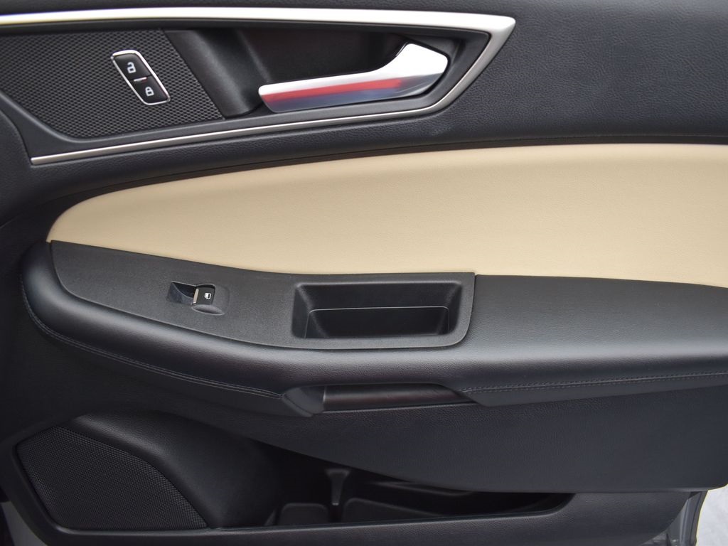 Vehicle image 45 of 56
