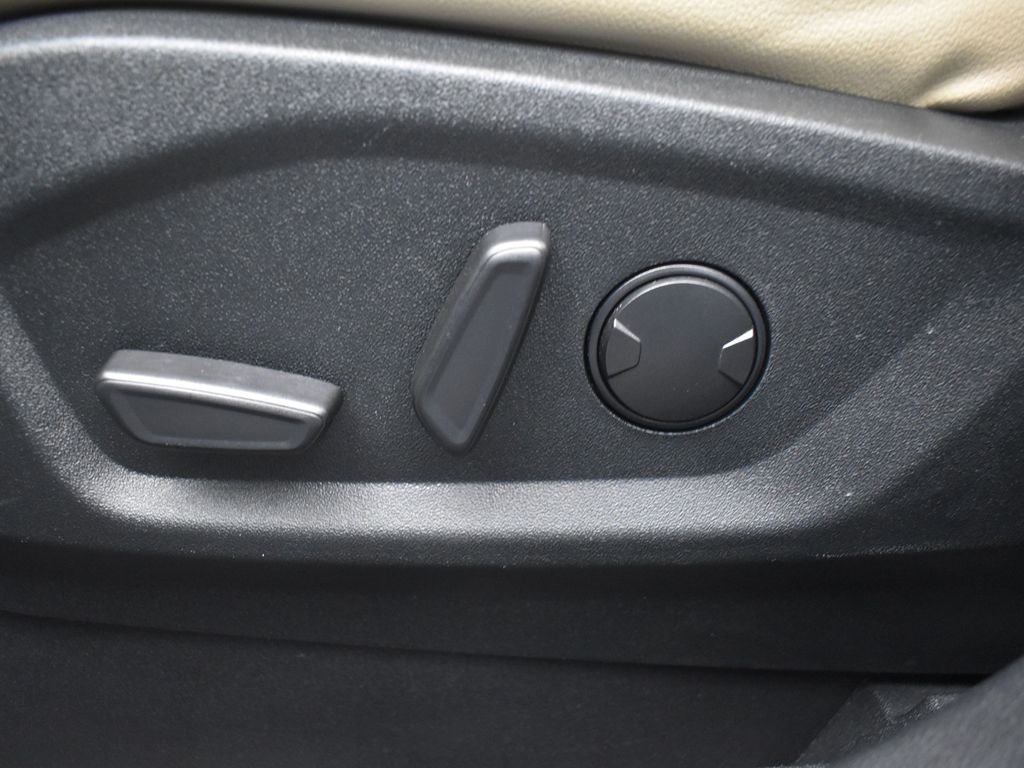 Vehicle image 35 of 56