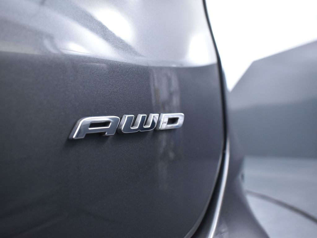Vehicle image 31 of 56