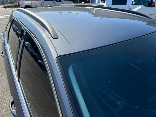 Vehicle image 27 of 36