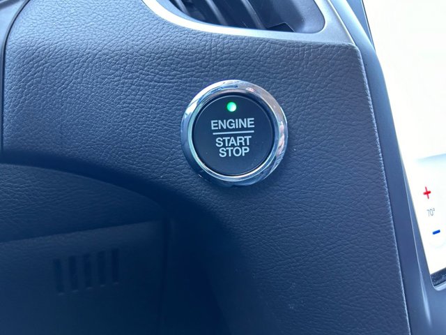 Vehicle image 35 of 36