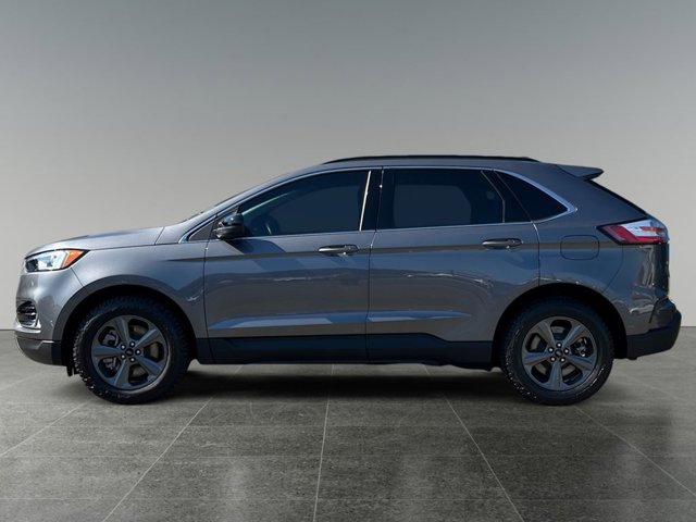 Vehicle image 7 of 36