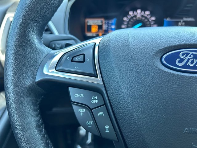 Vehicle image 16 of 36