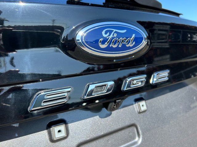 Vehicle image 30 of 36