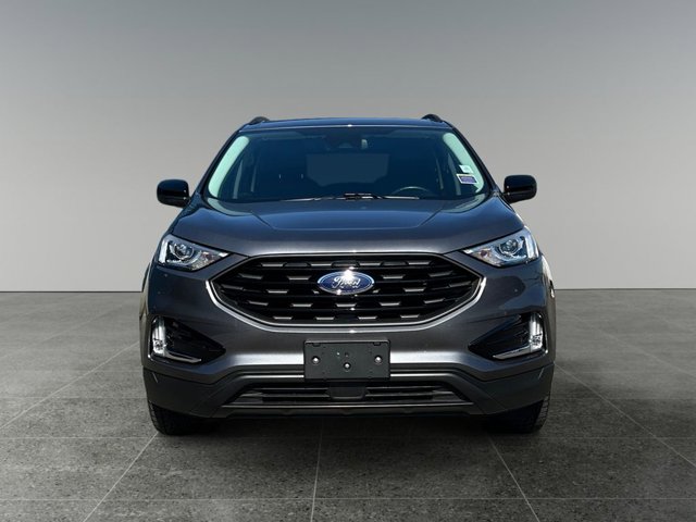 Vehicle image 2 of 36
