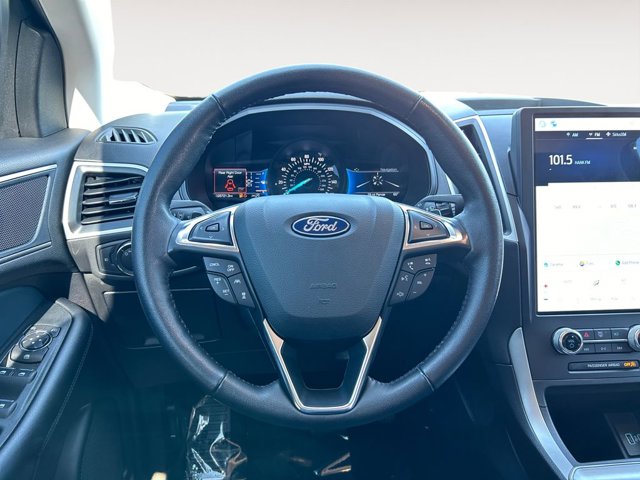 Vehicle image 13 of 36