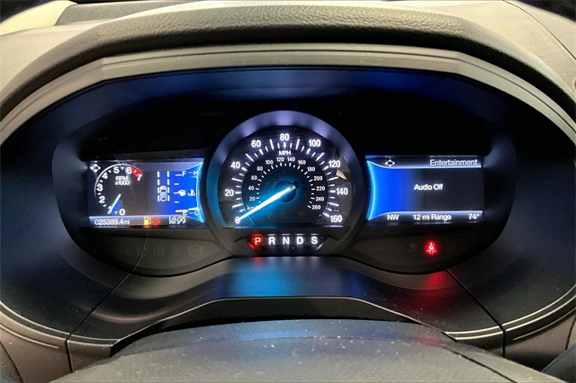 Vehicle image 19 of 32