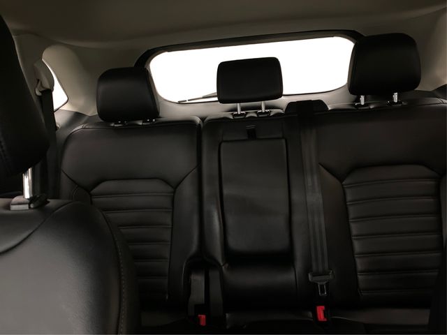 Vehicle image 15 of 23