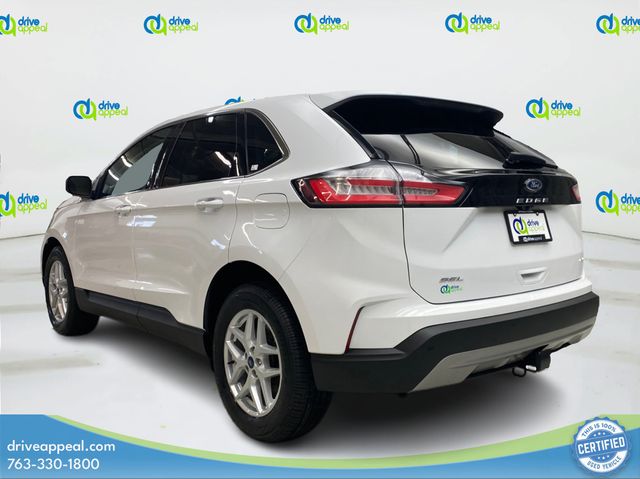 Vehicle image 7 of 23