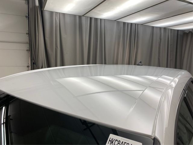 Vehicle image 12 of 23