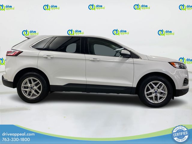 Vehicle image 4 of 23