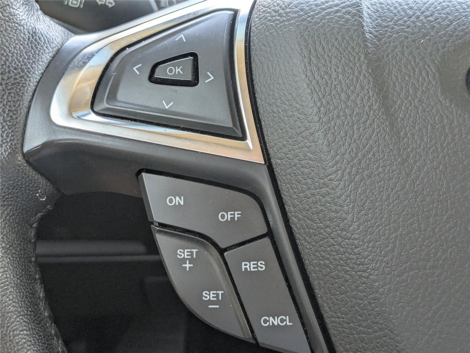 Vehicle image 26 of 30