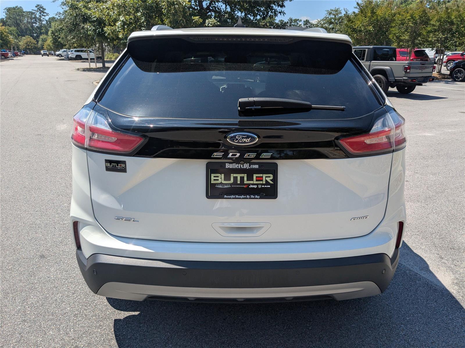 Vehicle image 7 of 30