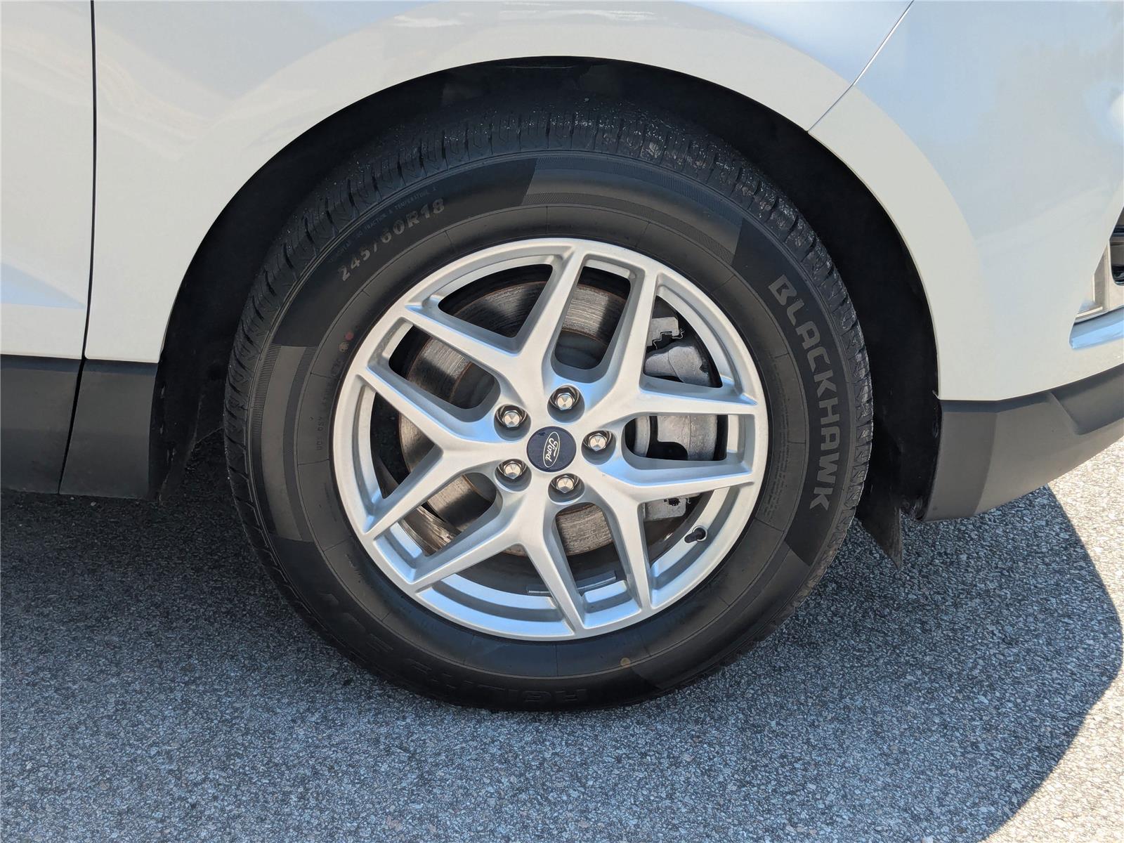 Vehicle image 10 of 30