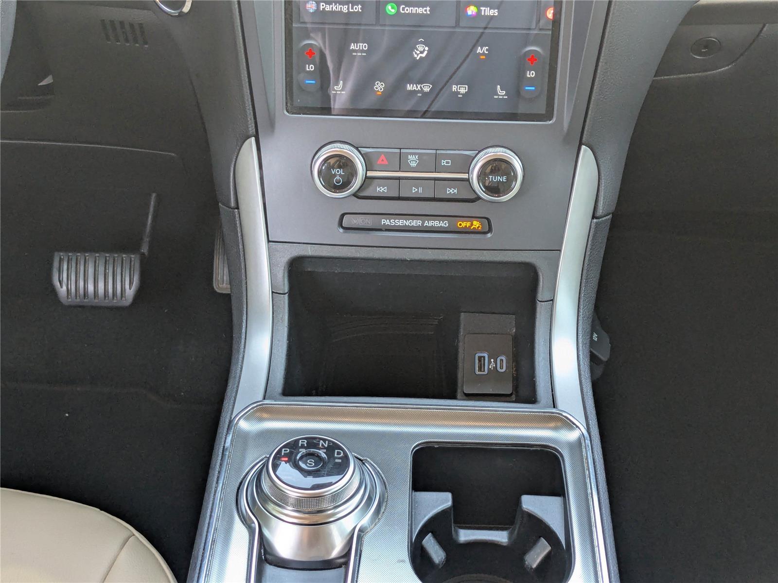 Vehicle image 20 of 30