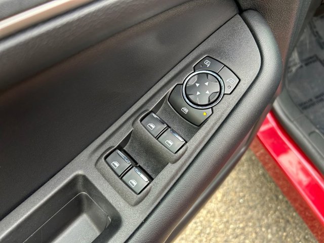 Vehicle image 25 of 35