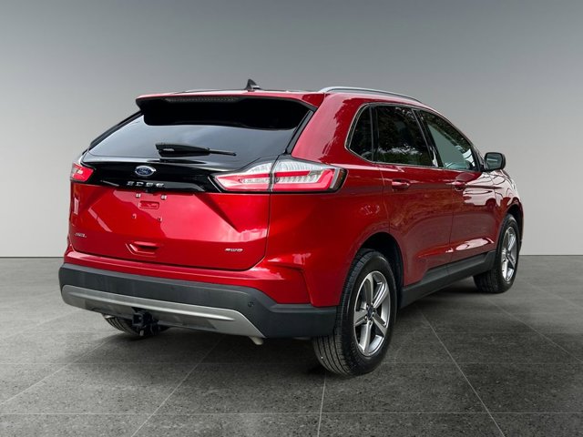 Vehicle image 4 of 35