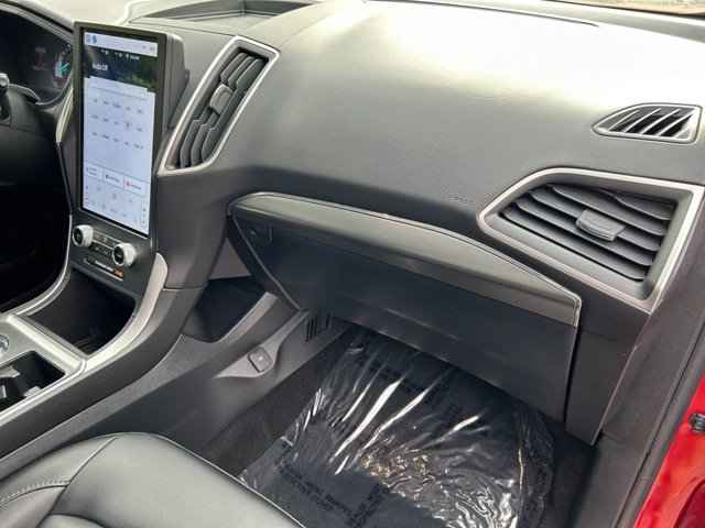 Vehicle image 16 of 35
