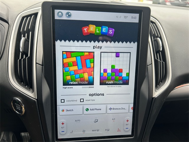 Vehicle image 21 of 25