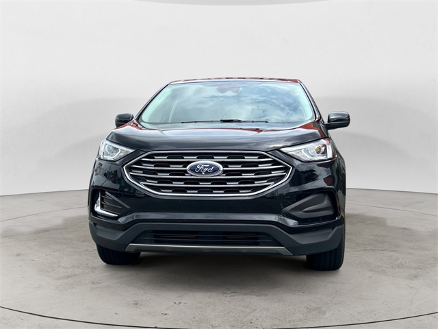 Vehicle image 2 of 25