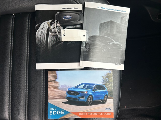 Vehicle image 19 of 25
