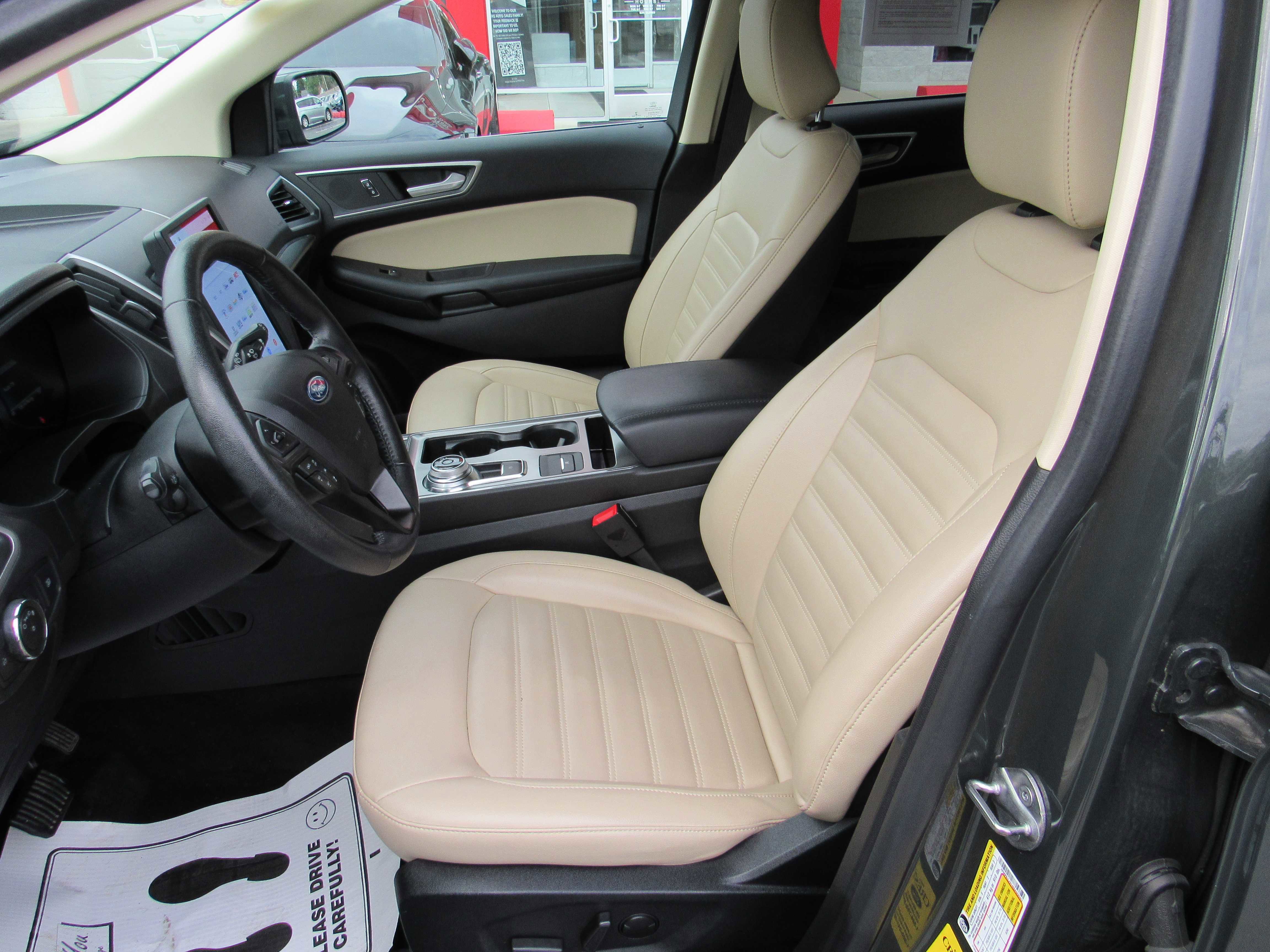 2022 Ford Edge SEL Image 12 of 22