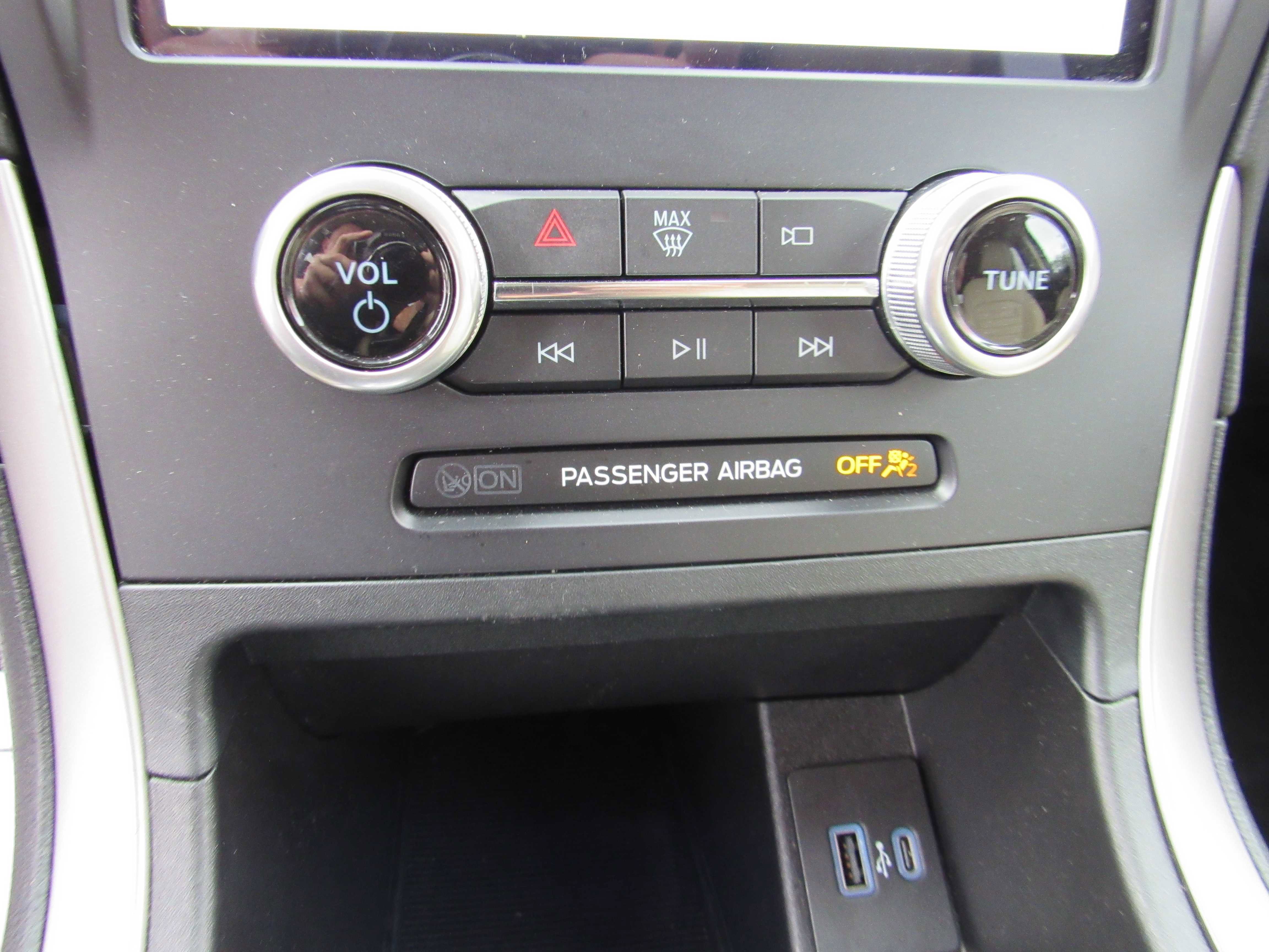 2022 Ford Edge SEL Image 20 of 22