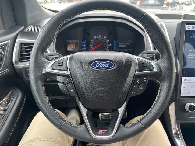 Vehicle image 43 of 55