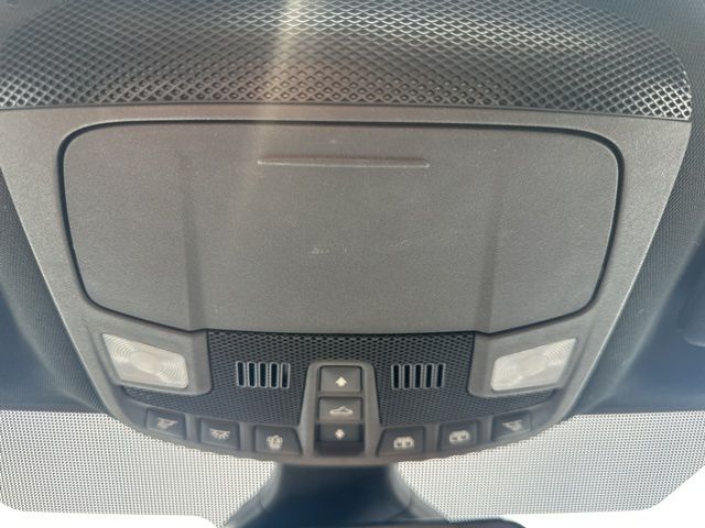 Vehicle image 39 of 55