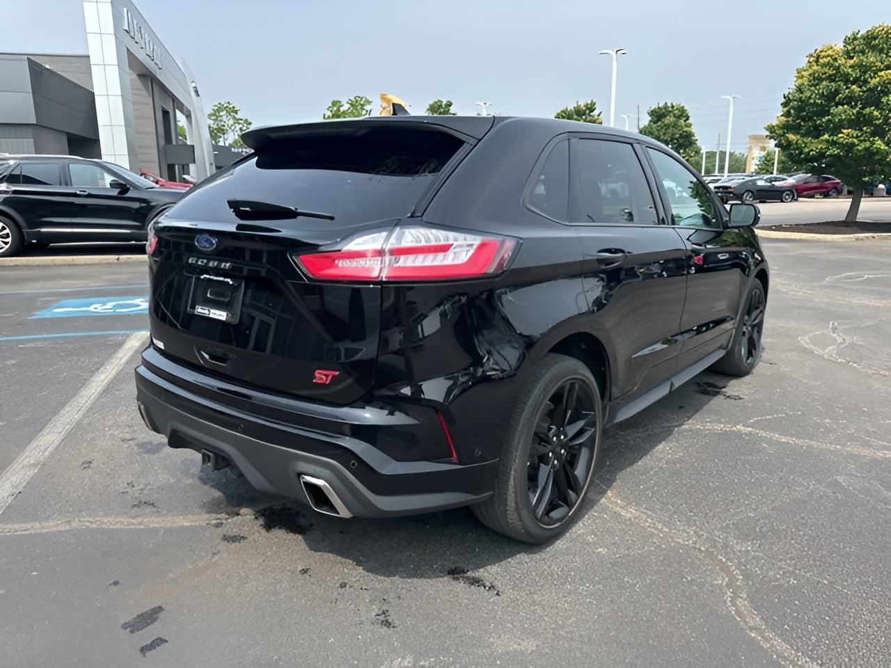 Vehicle image 53 of 55