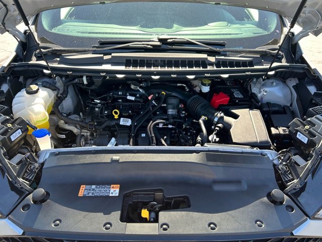 Vehicle image 8 of 37