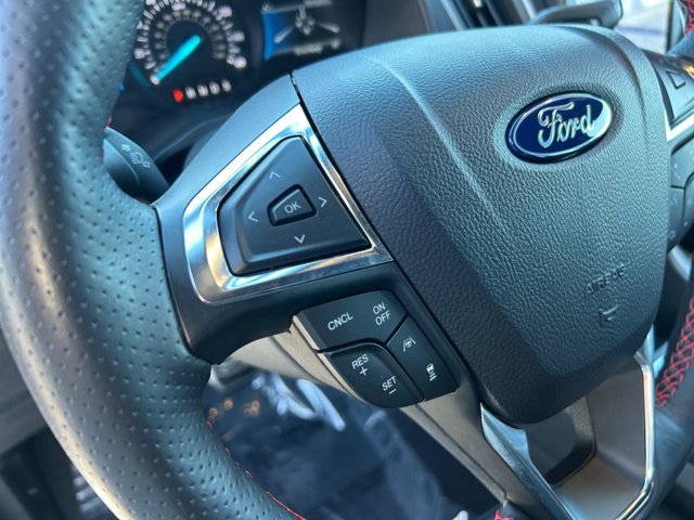 Vehicle image 30 of 37