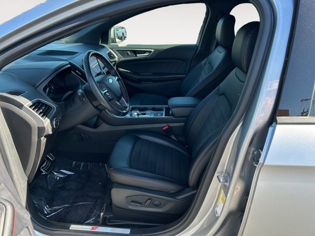 Vehicle image 14 of 37