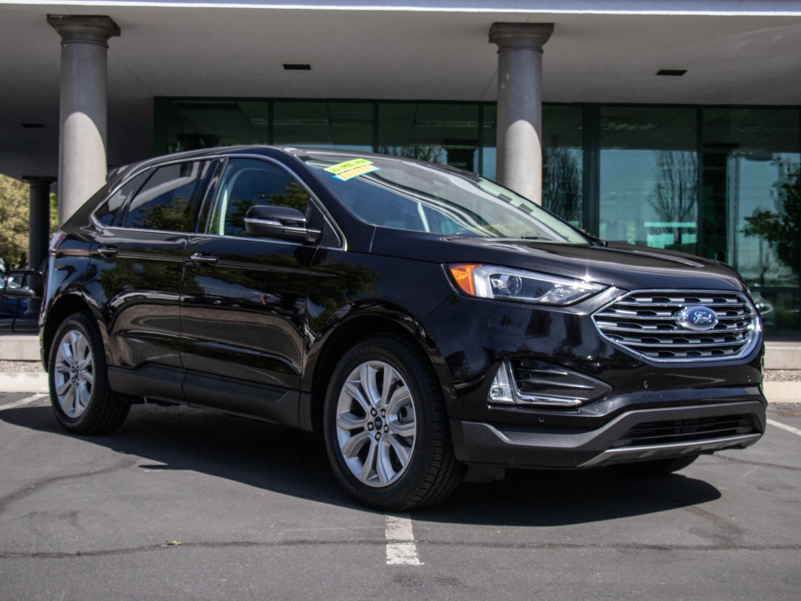 Vehicle image 3 of 24