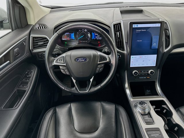 Vehicle image 22 of 31