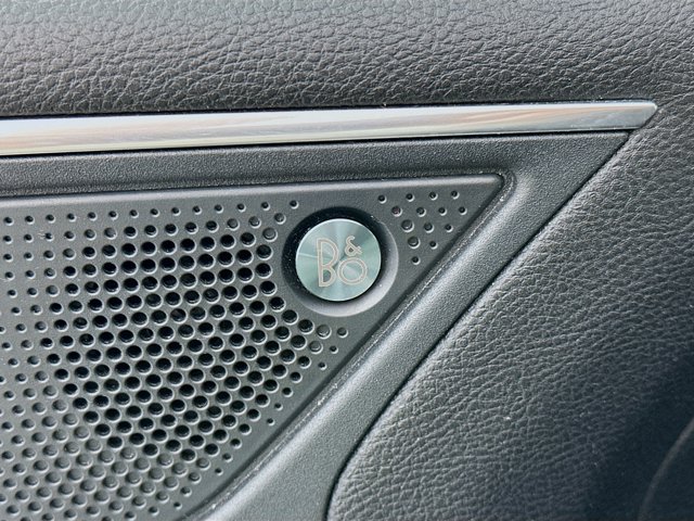 Vehicle image 18 of 31