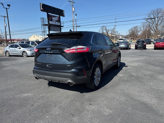 Vehicle image 4 of 20