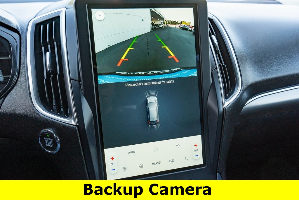 Vehicle image 23 of 31