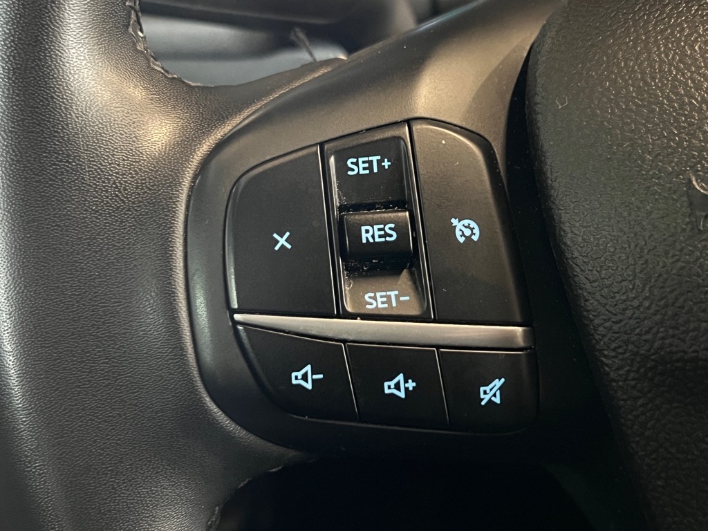 Vehicle image 10 of 24