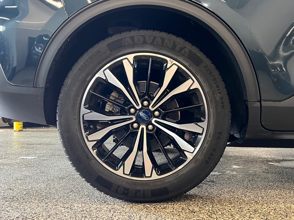 Vehicle image 24 of 24