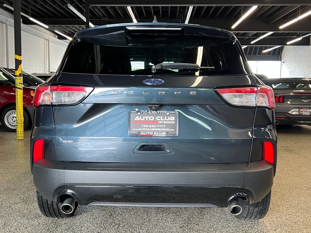 Vehicle image 5 of 24