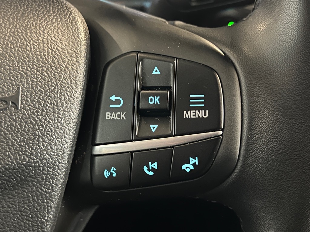 Vehicle image 11 of 24