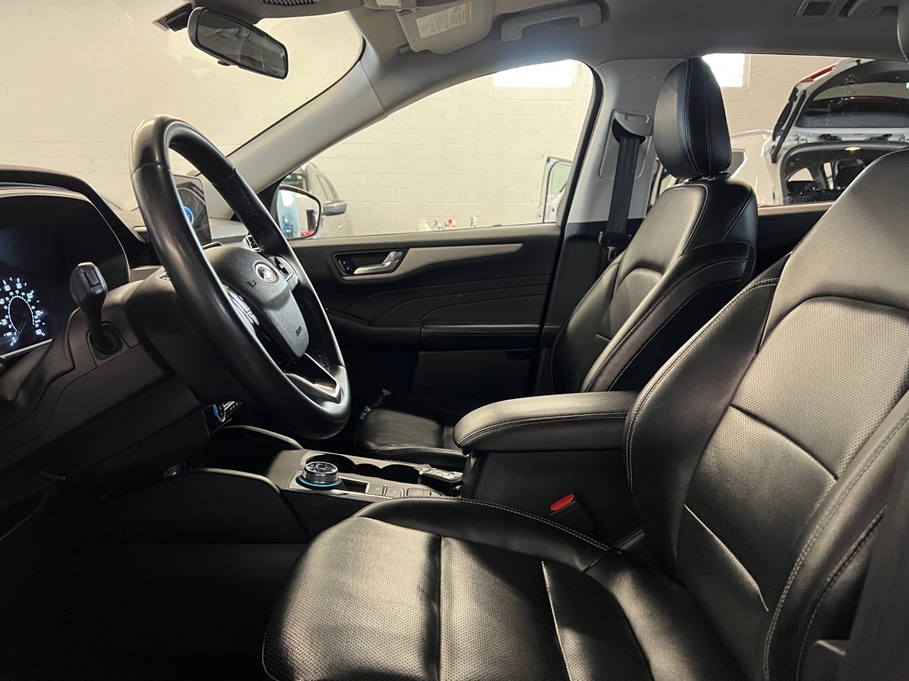 Vehicle image 7 of 20