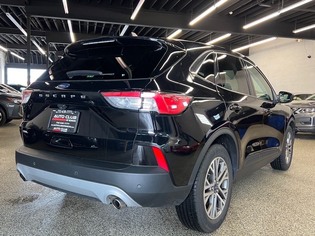Vehicle image 4 of 20